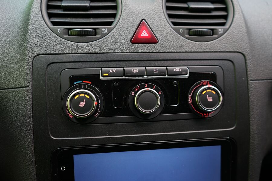 Volkswagen Caddy Maxi vaihtoauto