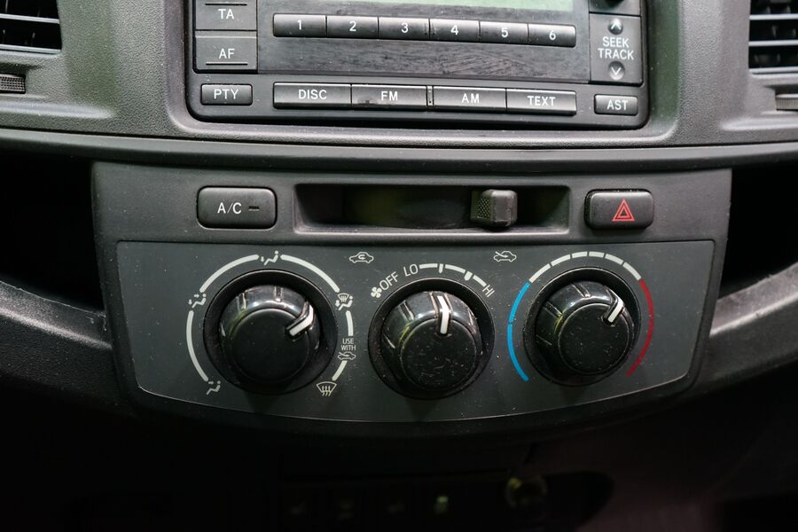 Toyota Hilux vaihtoauto