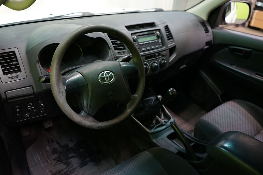 Toyota Hilux vaihtoauto