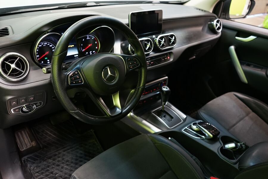 Mercedes-Benz X vaihtoauto