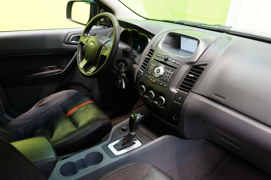 Ford Ranger vaihtoauto