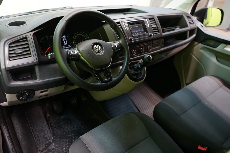 Volkswagen Transporter vaihtoauto