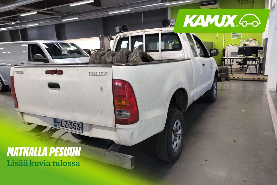 Toyota Hilux vaihtoauto