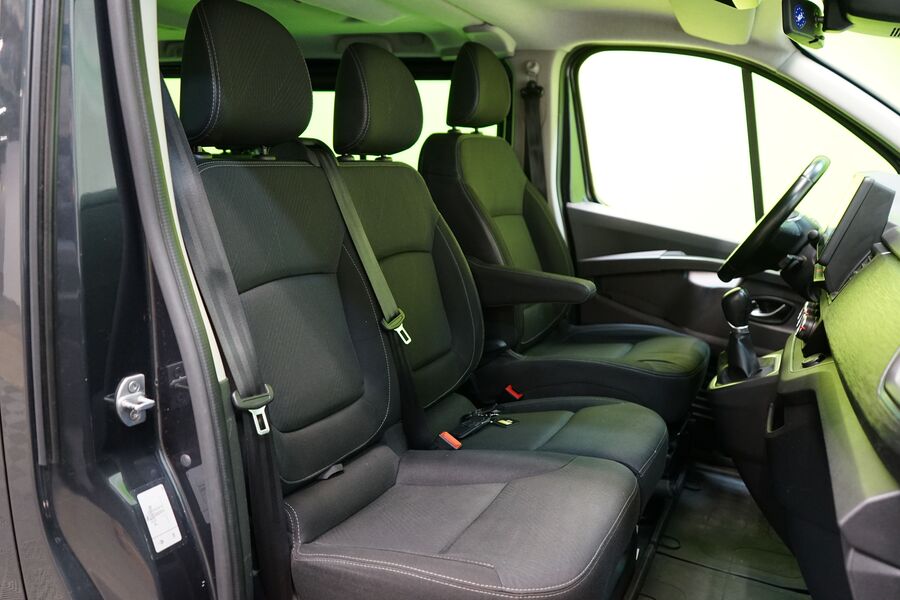 Renault Trafic Combi vaihtoauto