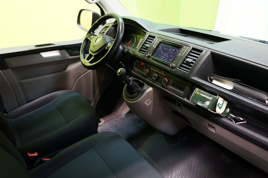 Volkswagen Transporter vaihtoauto