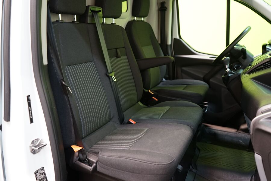 Ford Transit Custom vaihtoauto