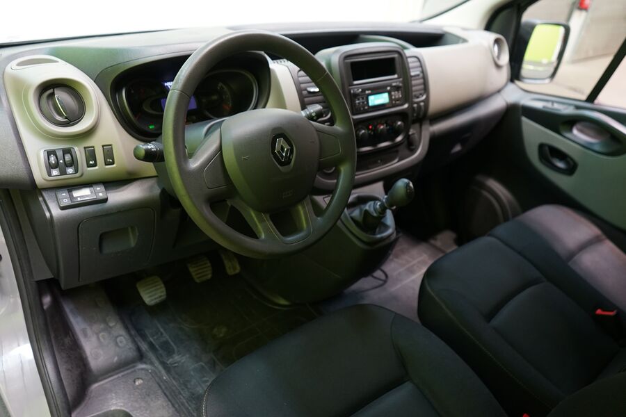 Renault Trafic vaihtoauto