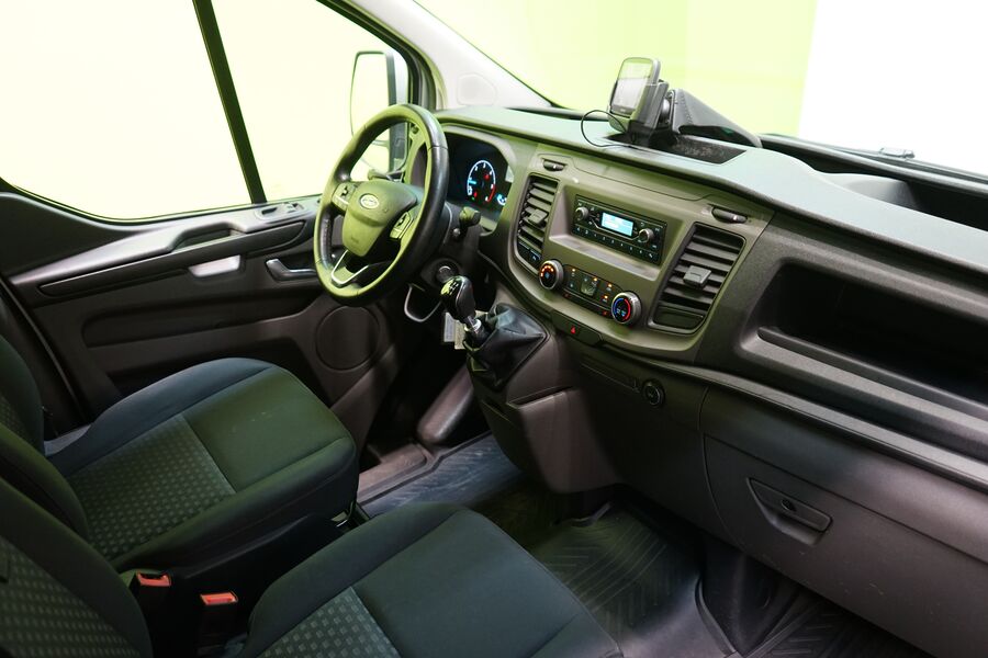 Ford Transit Custom vaihtoauto