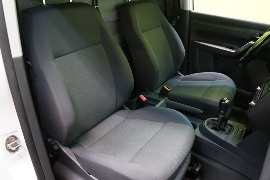 Volkswagen Caddy Maxi vaihtoauto