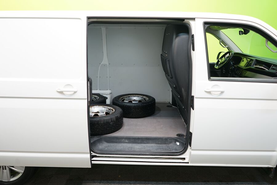 Volkswagen Transporter vaihtoauto