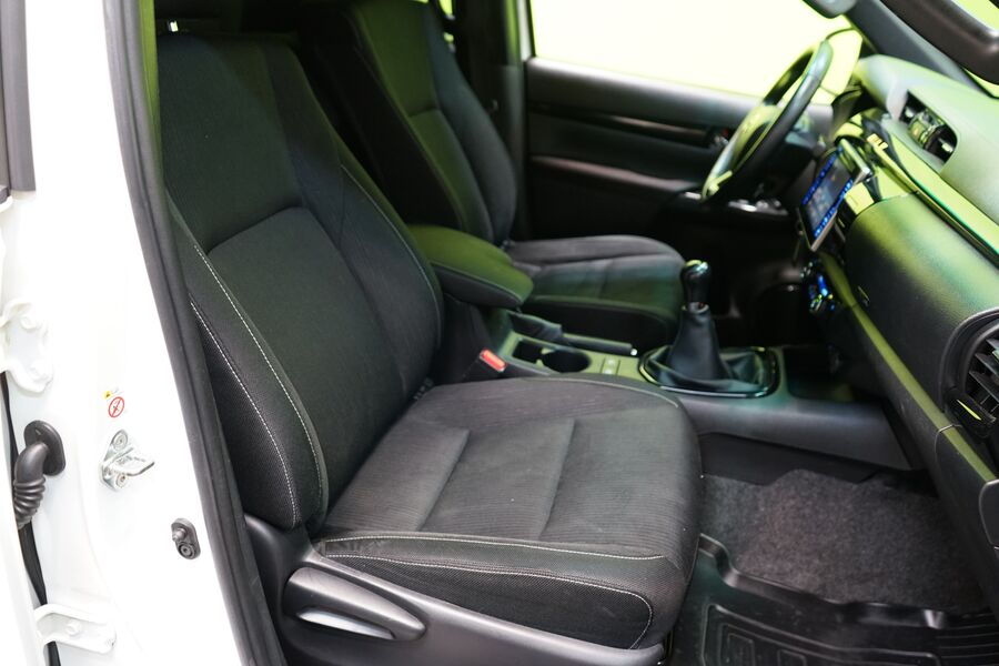 Toyota Hilux vaihtoauto