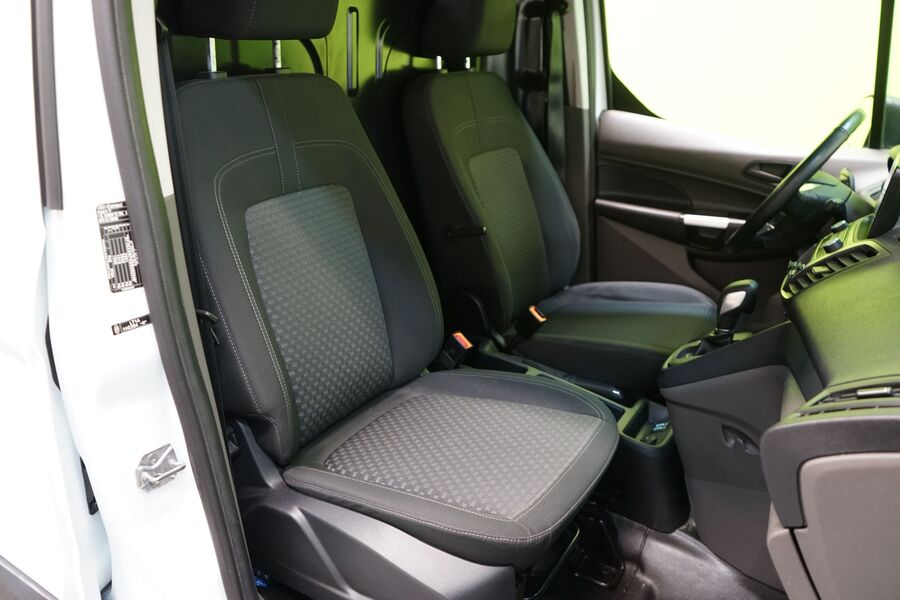 Ford Transit Connect vaihtoauto