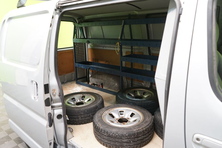 Toyota Hiace vaihtoauto