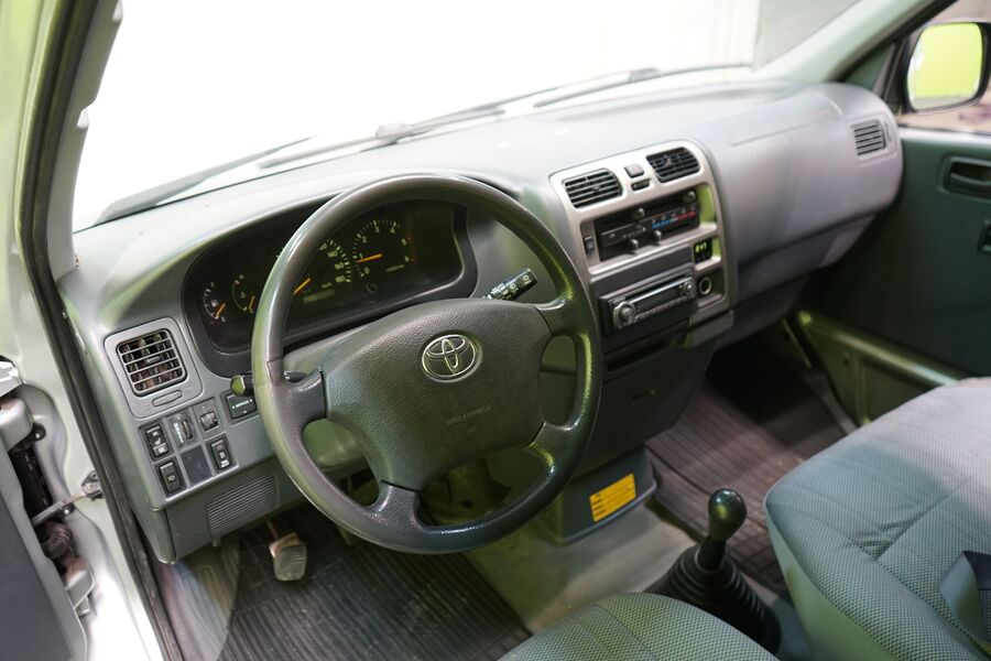 Toyota Hiace vaihtoauto
