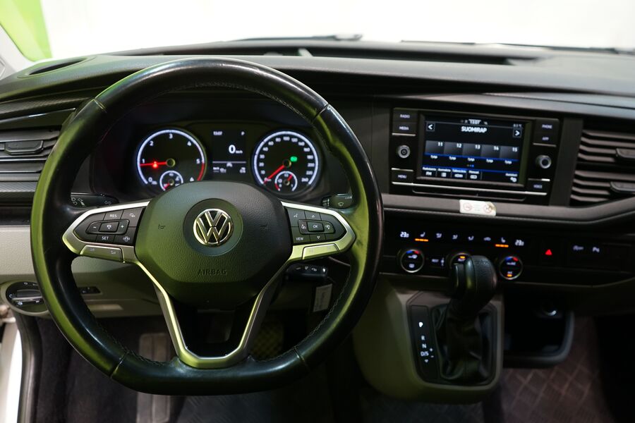 Volkswagen Caravelle vaihtoauto