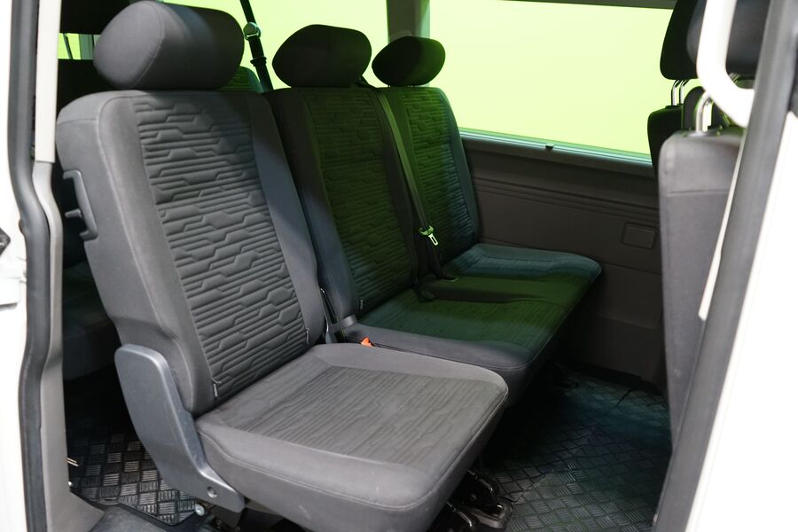 Volkswagen Caravelle vaihtoauto