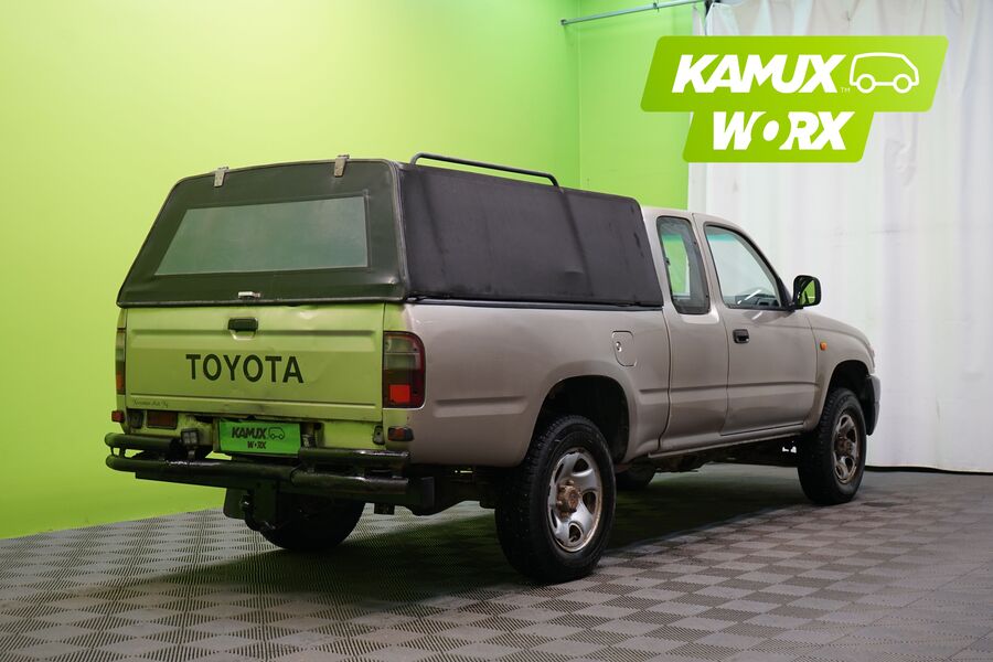 Toyota Hilux vaihtoauto