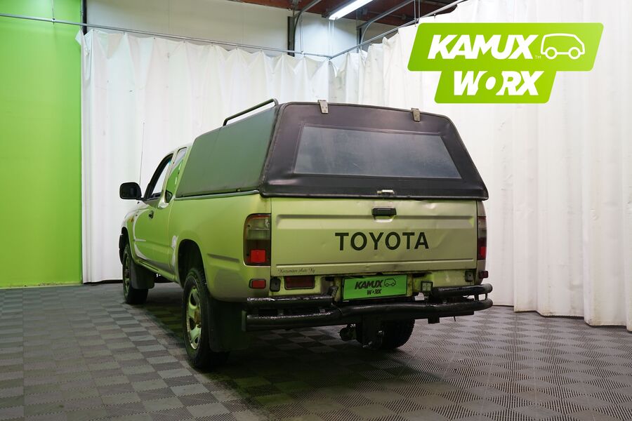 Toyota Hilux vaihtoauto