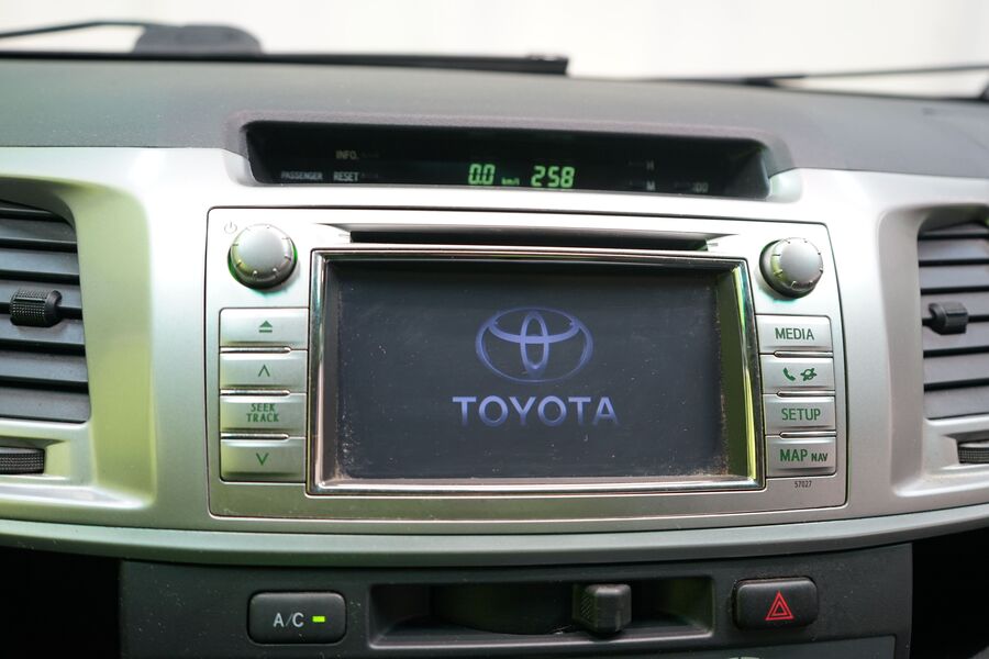 Toyota Hilux vaihtoauto