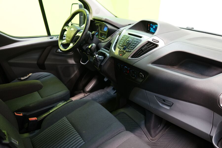 Ford Transit Custom vaihtoauto