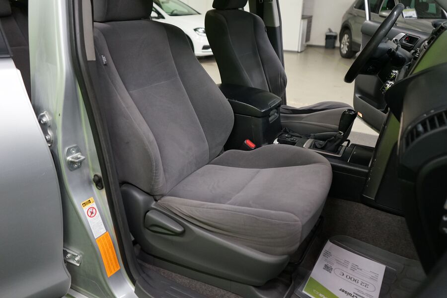 Toyota Land Cruiser vaihtoauto