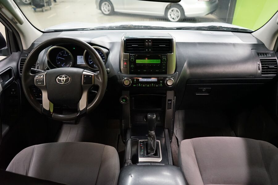 Toyota Land Cruiser vaihtoauto