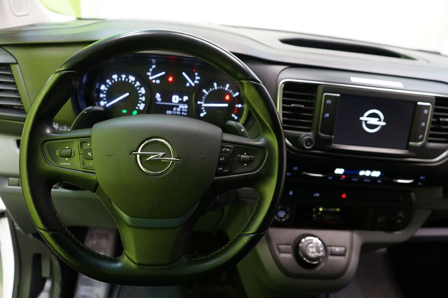 Opel Vivaro vaihtoauto