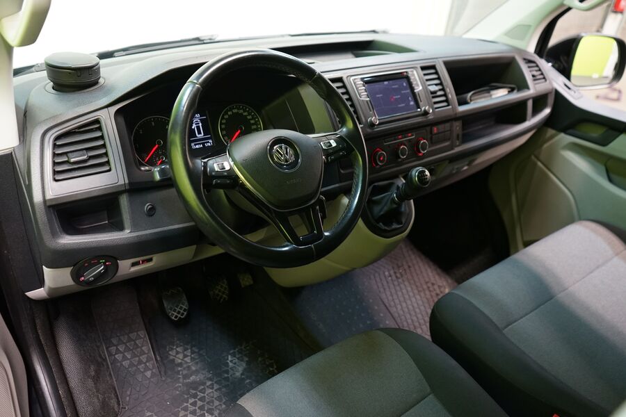 Volkswagen Transporter vaihtoauto