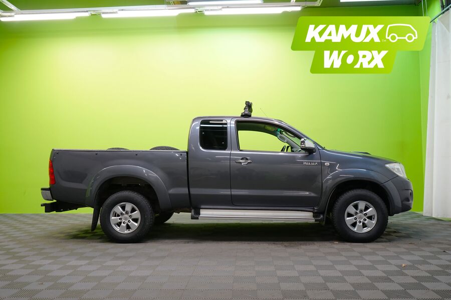 Toyota Hilux vaihtoauto