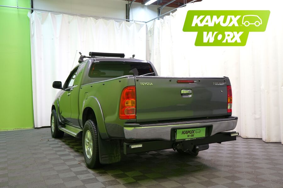 Toyota Hilux vaihtoauto