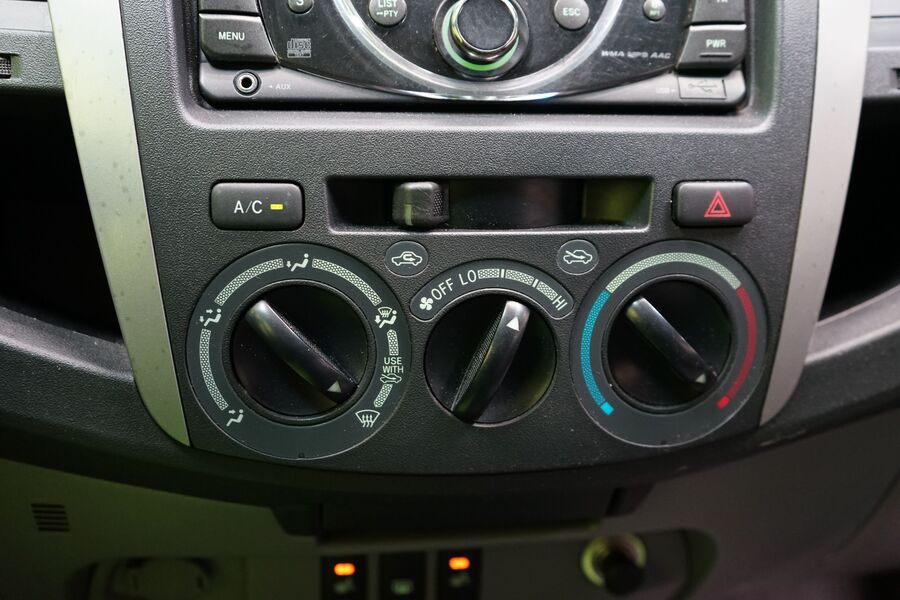 Toyota Hilux vaihtoauto