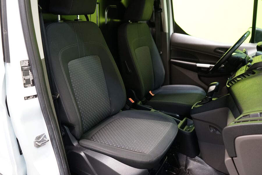 Ford Transit Connect vaihtoauto