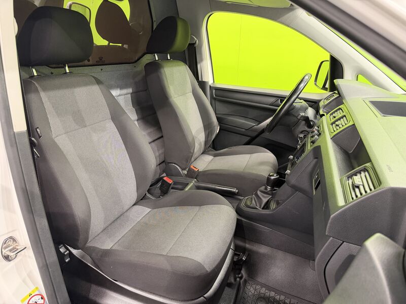 Volkswagen Caddy Maxi vaihtoauto