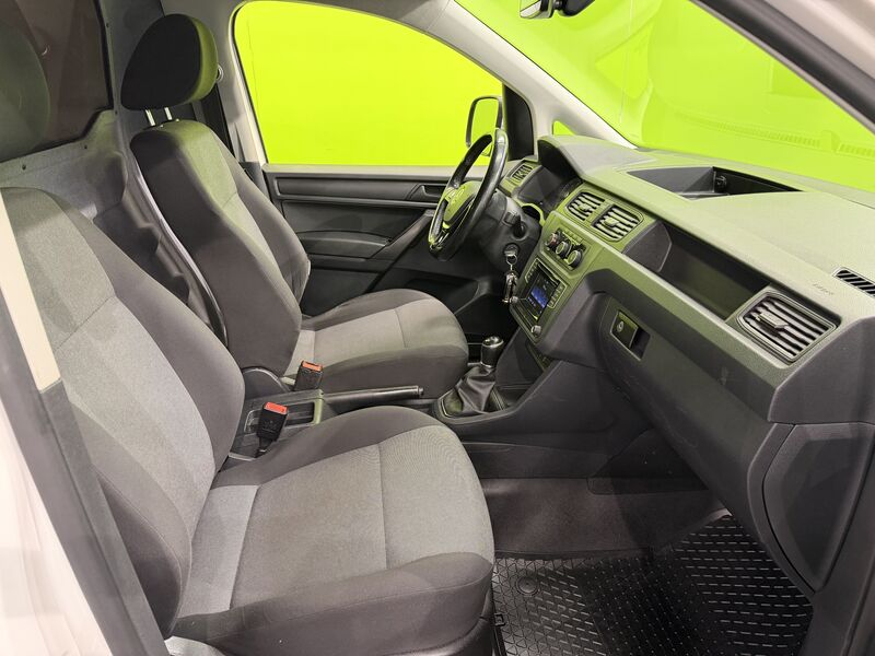 Volkswagen Caddy Maxi vaihtoauto