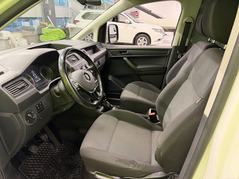 Volkswagen Caddy Maxi vaihtoauto