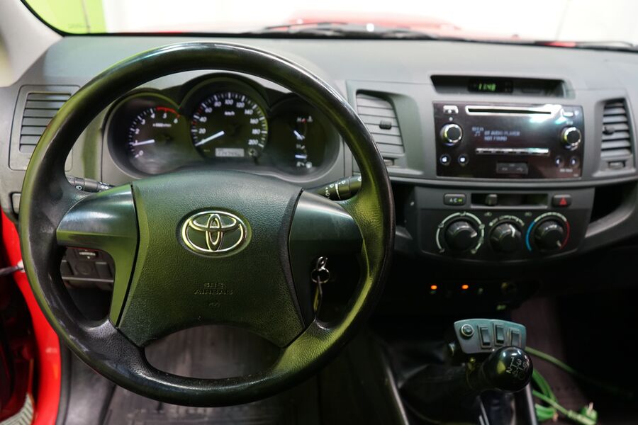 Toyota Hilux vaihtoauto