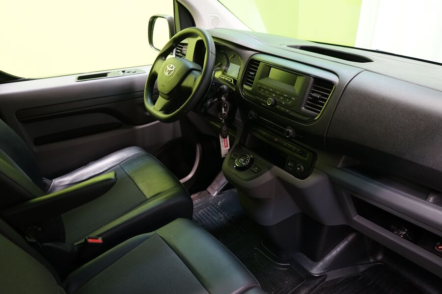 Toyota Proace vaihtoauto