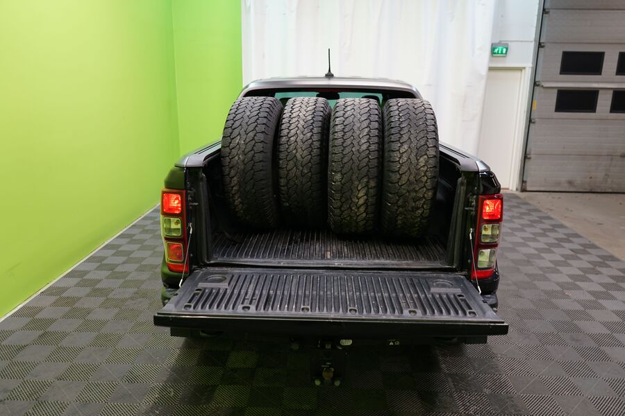 Ford Ranger vaihtoauto