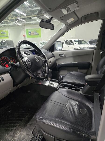 Mitsubishi L200 vaihtoauto