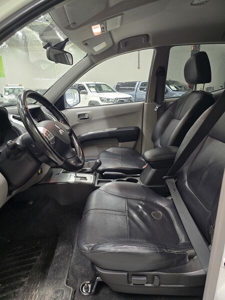 Mitsubishi L200 vaihtoauto