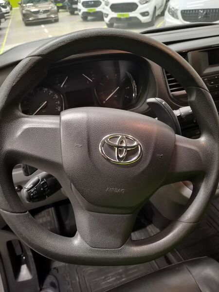 Toyota Proace vaihtoauto