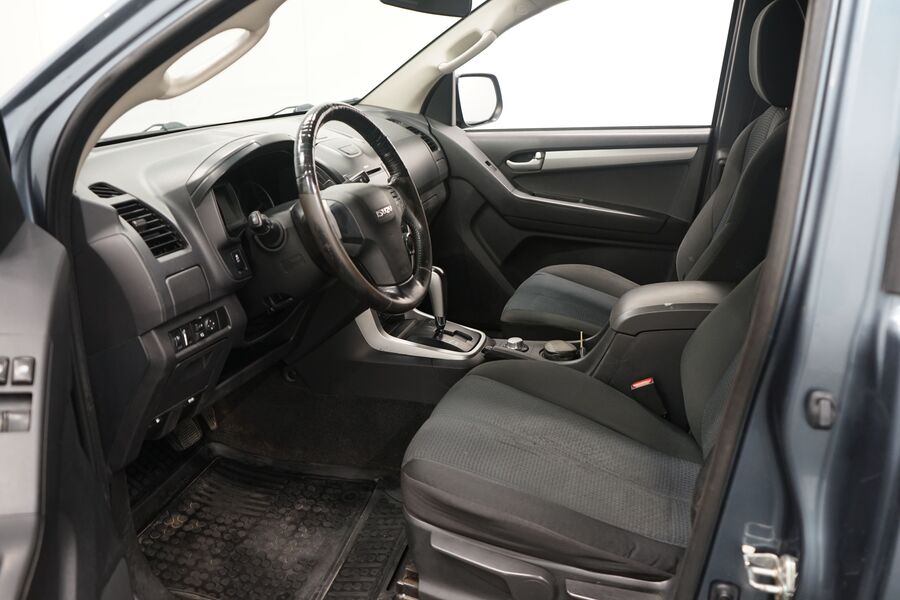 Isuzu D-Max vaihtoauto