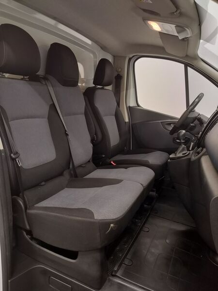 Opel Vivaro vaihtoauto