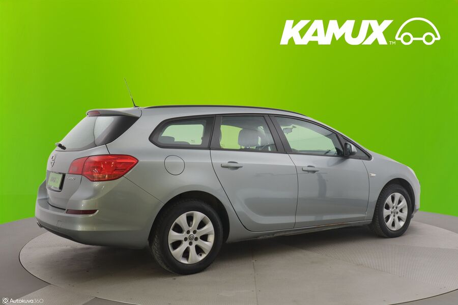 Opel Astra vaihtoauto