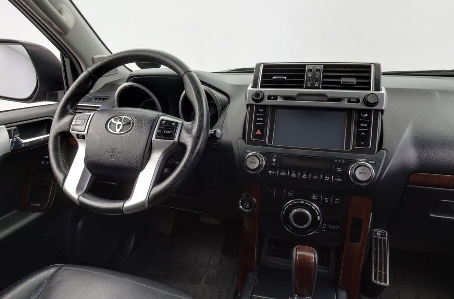 Toyota Land Cruiser vaihtoauto