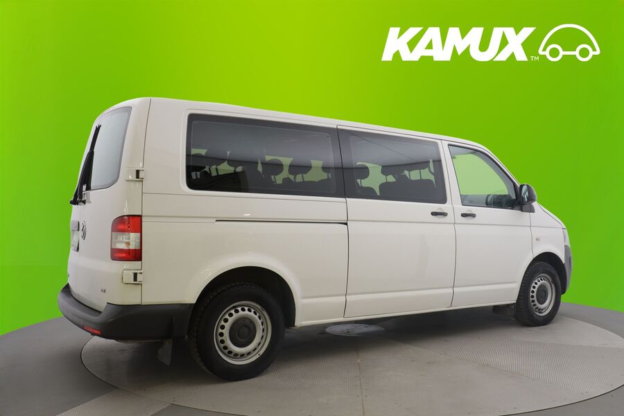 Volkswagen Caravelle vaihtoauto