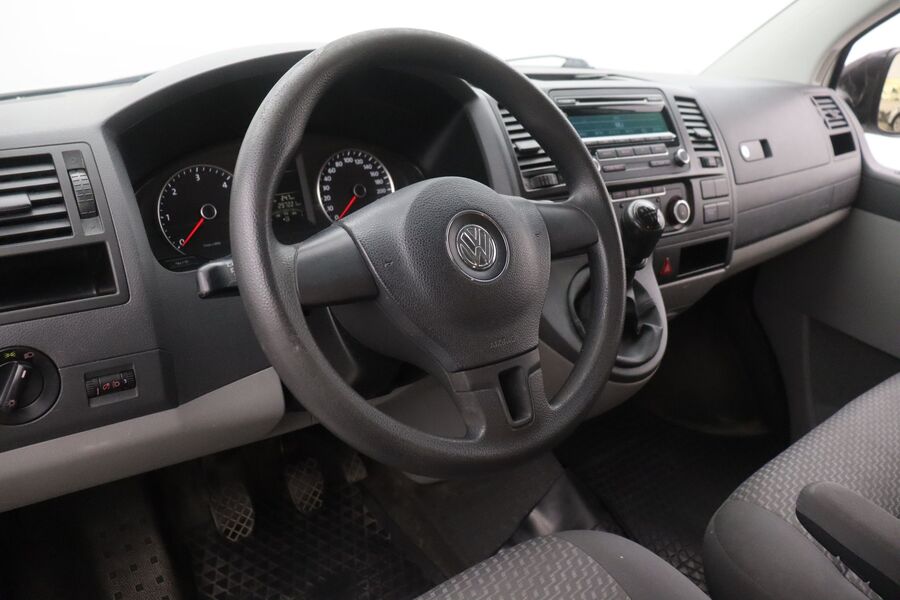 Volkswagen Caravelle vaihtoauto