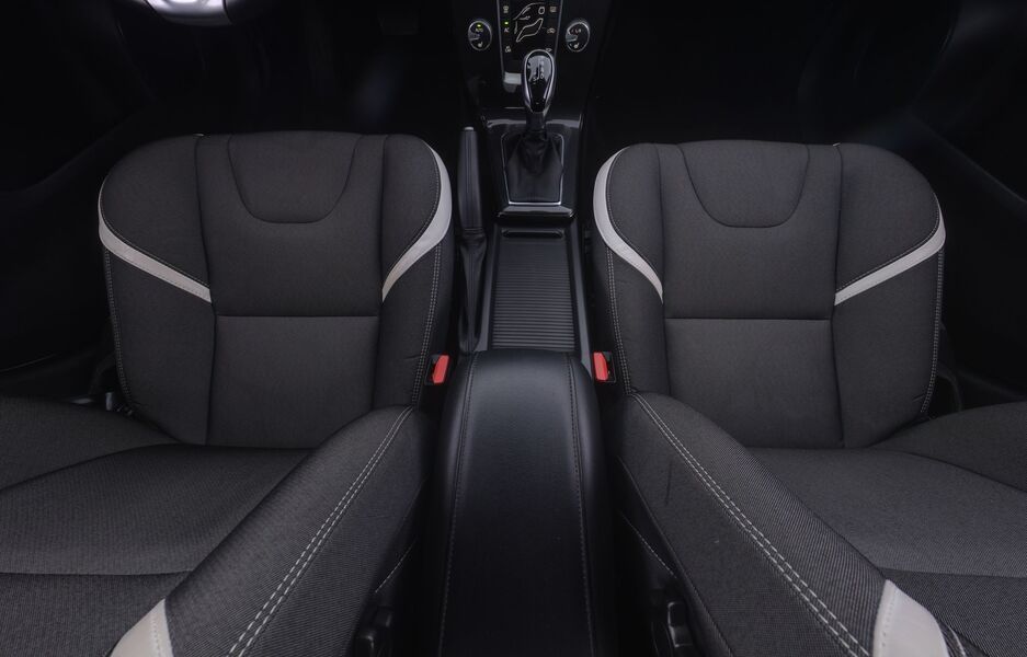 Volvo V40 Cross Country vaihtoauto