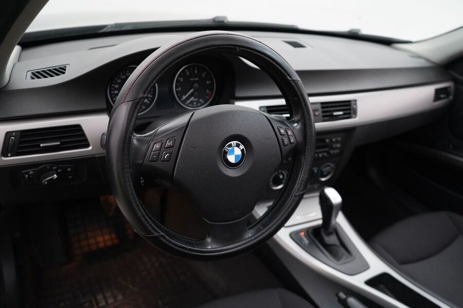 BMW 325 vaihtoauto