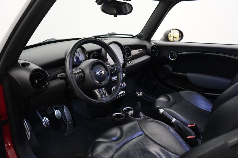 Mini John Cooper Works vaihtoauto